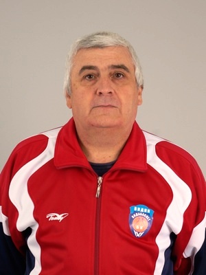 Николай Попов