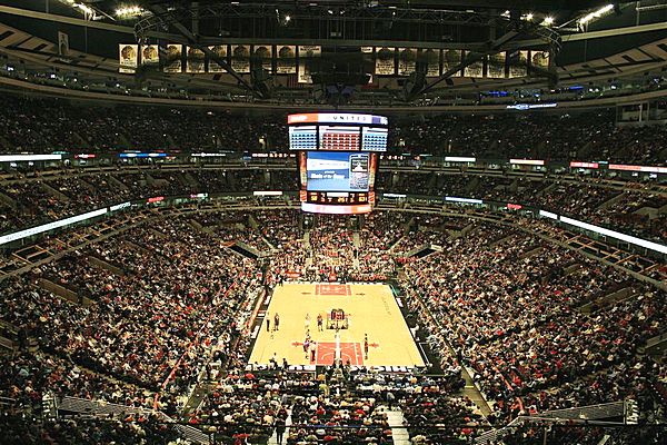 Юнайтед Център