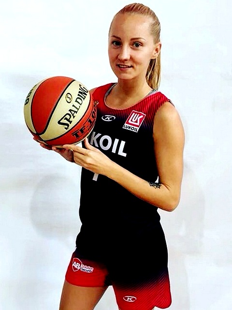 Olena Samburska 