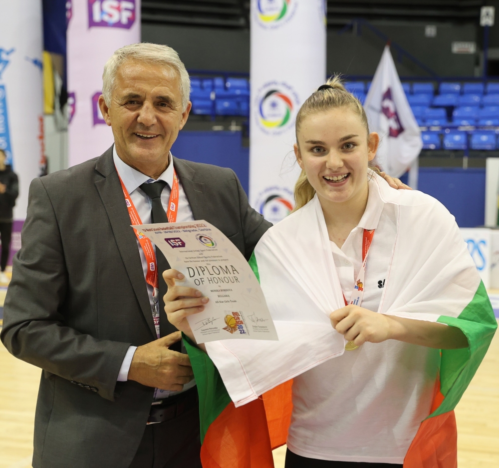 (��. facebook.com/isfsports)